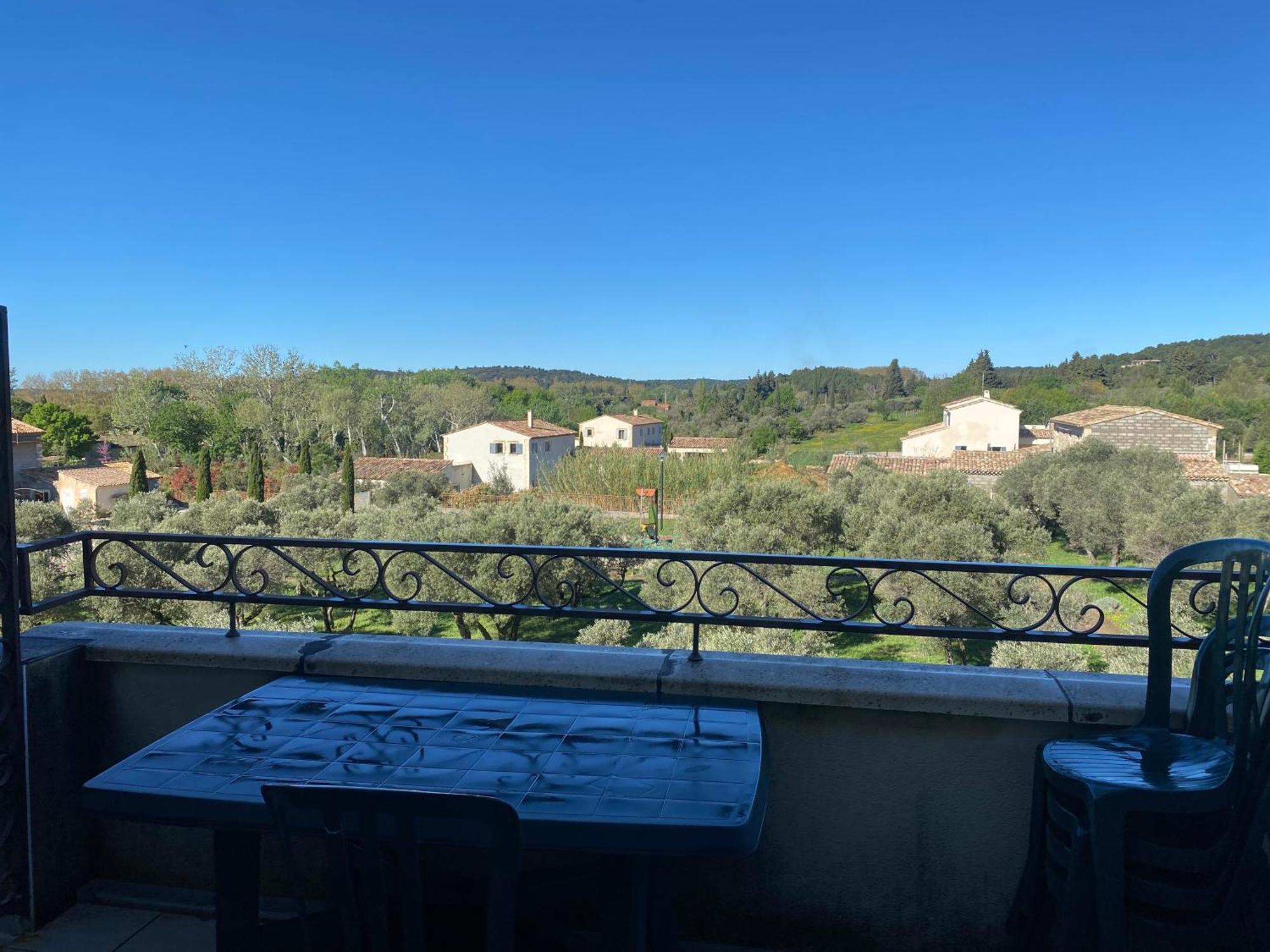 Au Pied Des Alpilles Paradou
